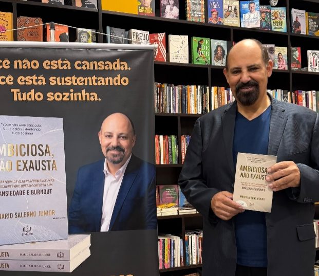 “Ambiciosa, Não Exausta” entra para a lista de mais vendidos e autor leva debate ao aEmpreendedora Experience, em Curitiba.